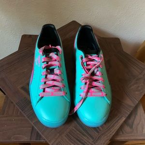 NWOT pink and green puma clyde